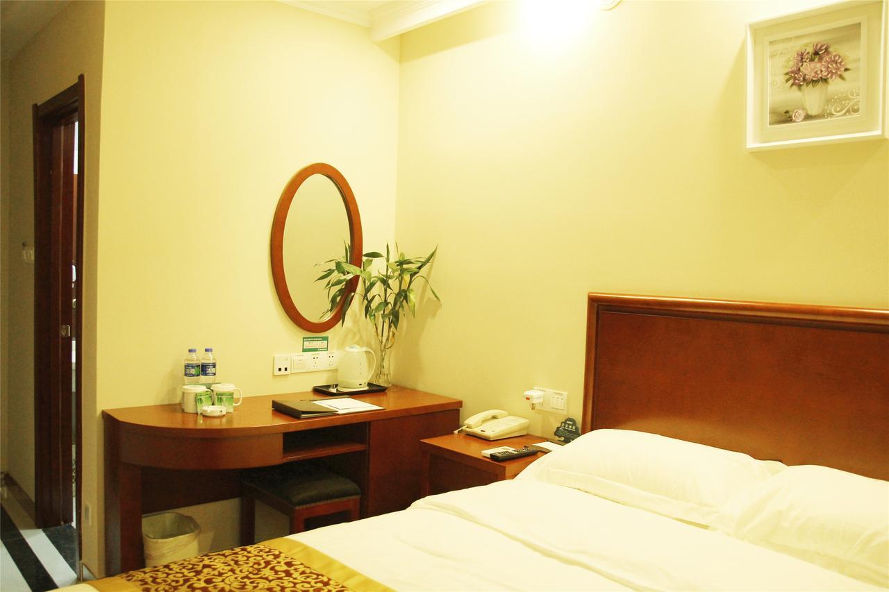 Greentree Inn Guangdong Shantou Gurao Gugui Road Business Hotel 외부 사진